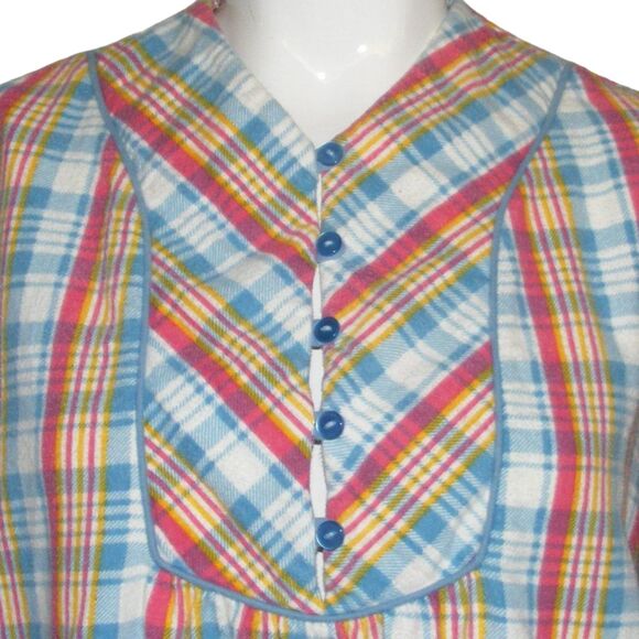 SAIL Flannel Blouse, 36 M/L Plaid, Long sleeve, Vintage Sears - Picture 2 of 5